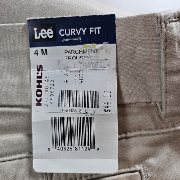 Lee NWT Women’s Modern Series Curvy Fit  Straight Leg Trousers Khaki Tan Size 4 - Picture 7 of 8